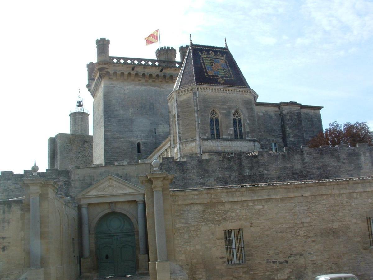 Le Cherche Midi, Entre Nimes, Le Pont Du Gard, Uzes, Arles Marguerittes Kültér fotó